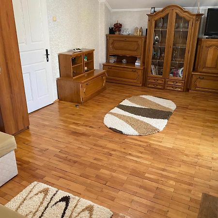 Camere mansarda cu balcon Curtea de Argeş Exterior foto